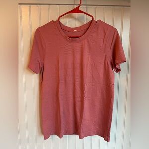 Lululemon Breeze Short Sleeve shirt